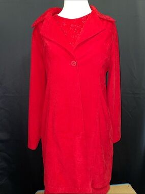 Women’s VINTAGE 1990’s/Y2K VICTORIA MOON red faux-suede tank dress & jacket set.